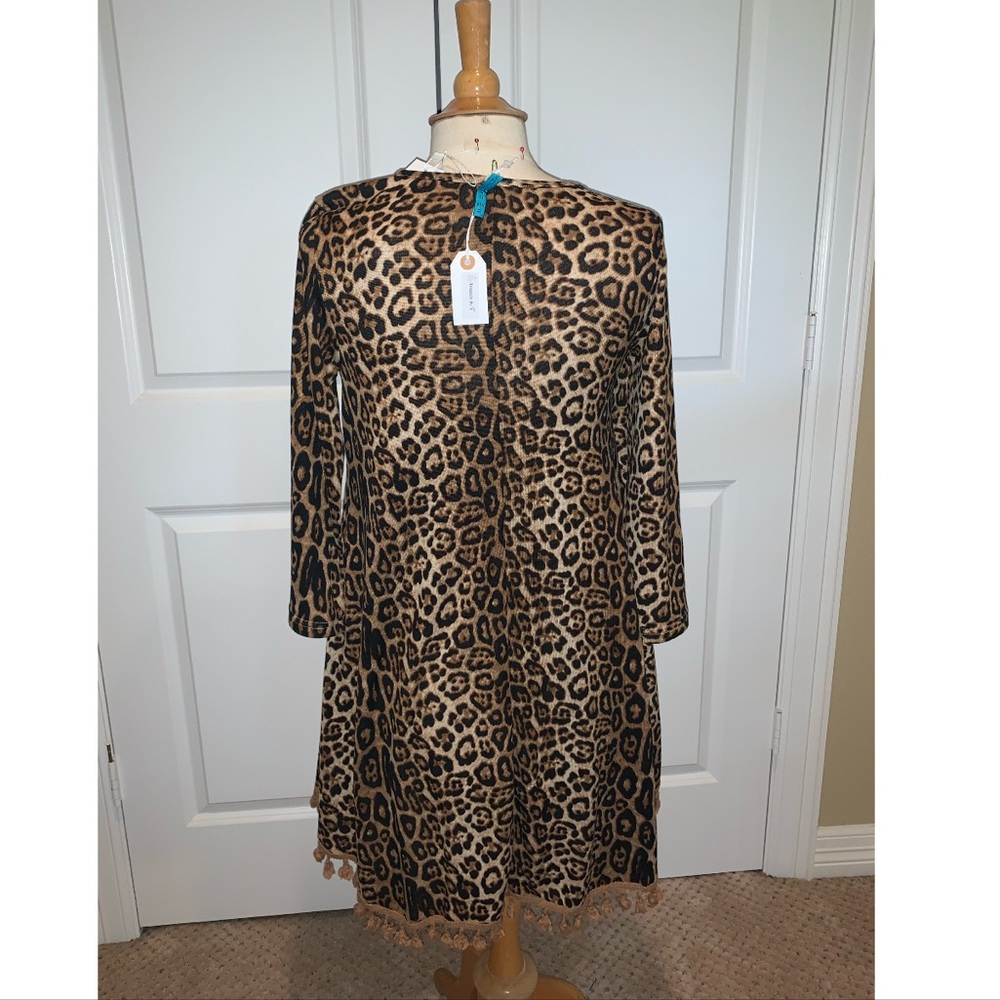 🆕 LEOPARD SWING DRESS - Picture 2 of 3